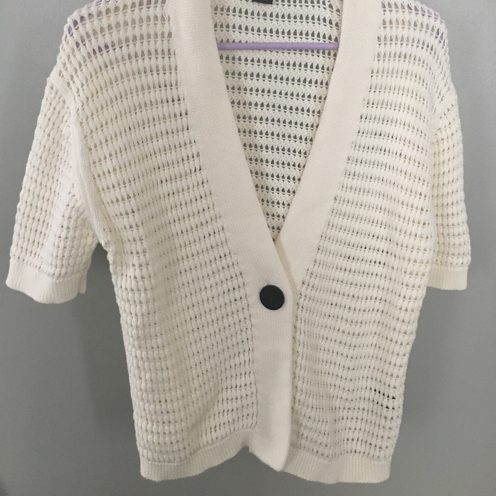 Short Sleeve Knit Sweater